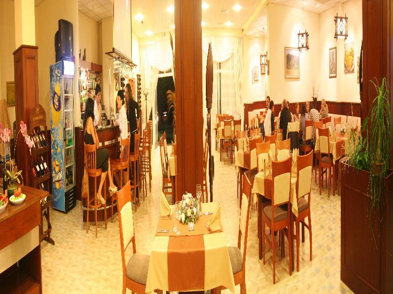Joya Park Golden Sands