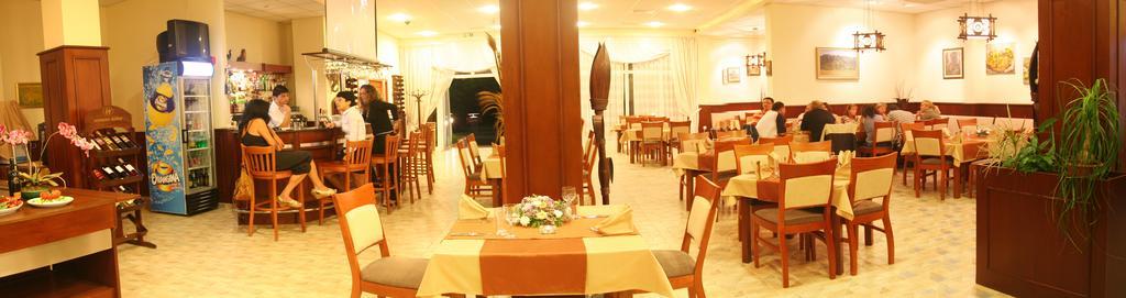 Joya Park Golden Sands